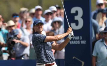 Aberg önde, yakın arkadaşı Thorbjornsen takipte